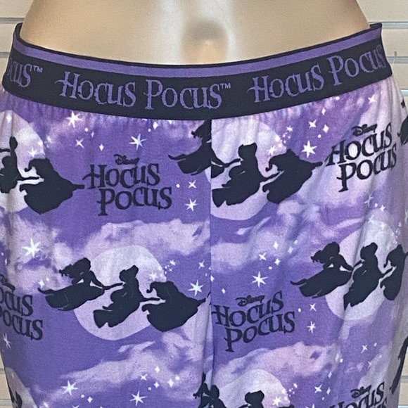 Hocus Pocus Bundle of Plush Sleep Lounge Pants + Binx Silicone Ice Cube Tray NWT - Picture 4 of 12